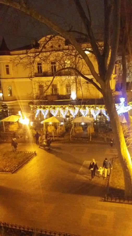 Apartment On Havanna Street Odessa Eksteriør billede